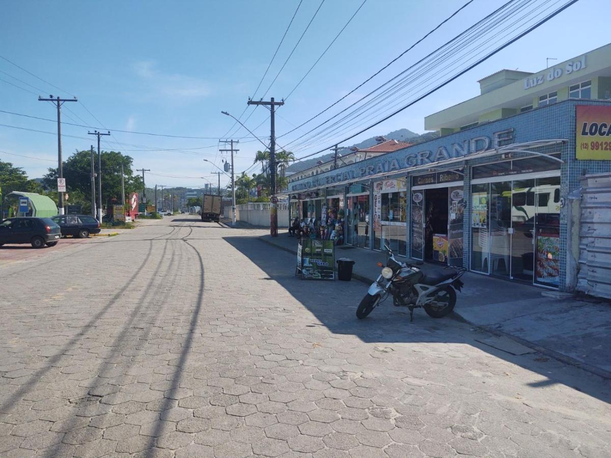 Apartamento Ubatuba - Praia Grande - 200M Da Praia Экстерьер фото